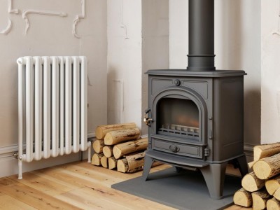 Печь-камин с водяным контуром: выбор, устройство, преимущества