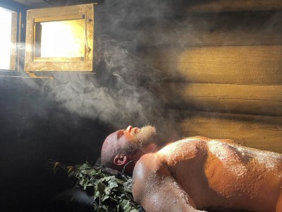 Баня по-черному: тепло древних традиций