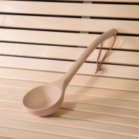 Ковш Blumenberg из древесины осины с кожаным ремешком, 40 см
