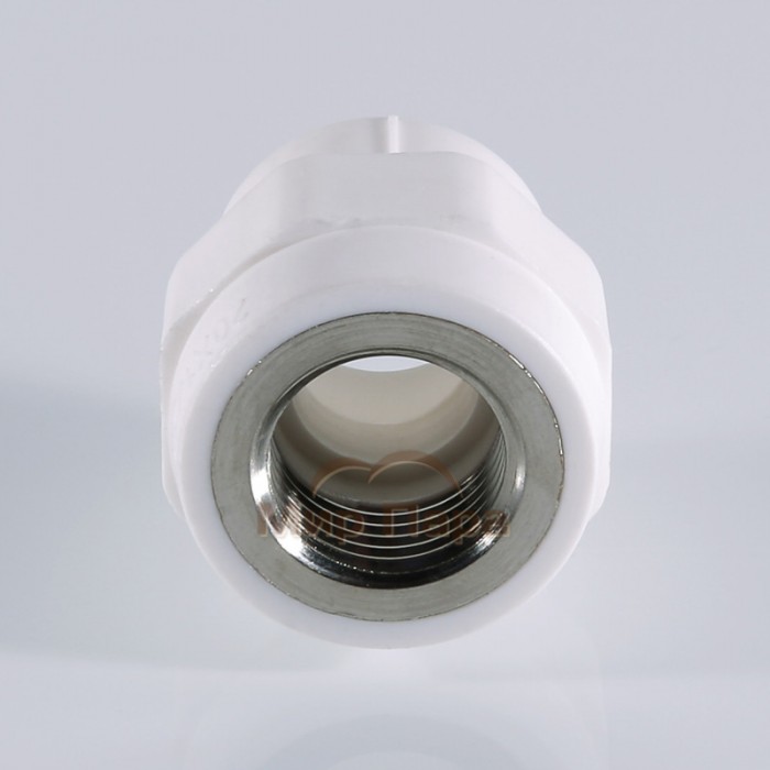 Муфта полипропиленовая с переходом на внутреннюю резьбу Valtec 32х1/2" (VTp.702.0) Муфта полипропиленовая с переходом на внутреннюю резьбу Valtec 32х1/2" (VTp.702.0)